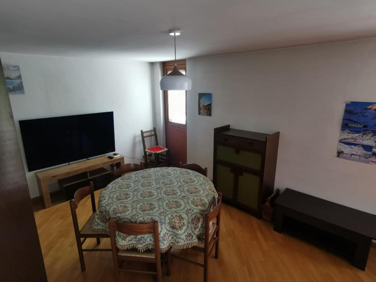 ברויל-קרוויניה Homey Apartment In The Heart Of Cervinia מראה חיצוני תמונה